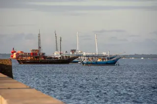 Mengapa Ramainya Kapal Wisata Belum Merata Menggerakkan Ekonomi Labuan Bajo?