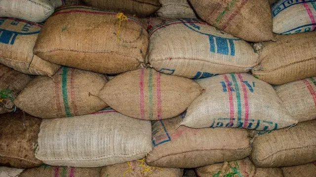 59.990 Keluarga Manggarai Terima 1.799,7 Ton Beras CPP