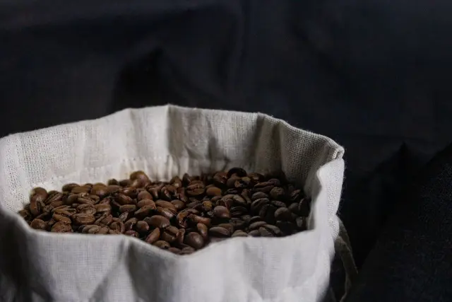 Bagaimana Dapur Dite Labuan Bajo Bertahan dari Penjualan Kopi?